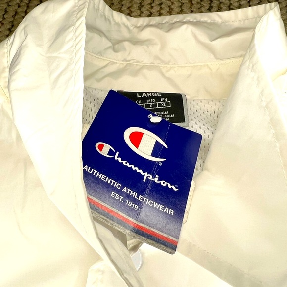 Champion - Windbreaker - Picture 5 of 5